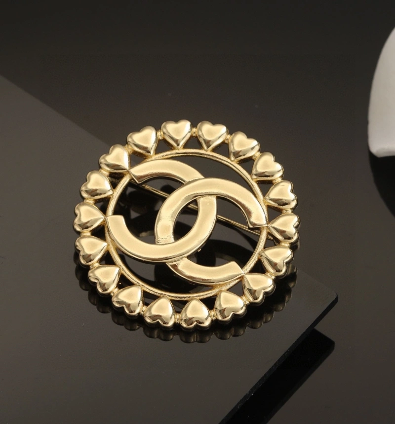 Chxnxl Brooches Sleek 289344