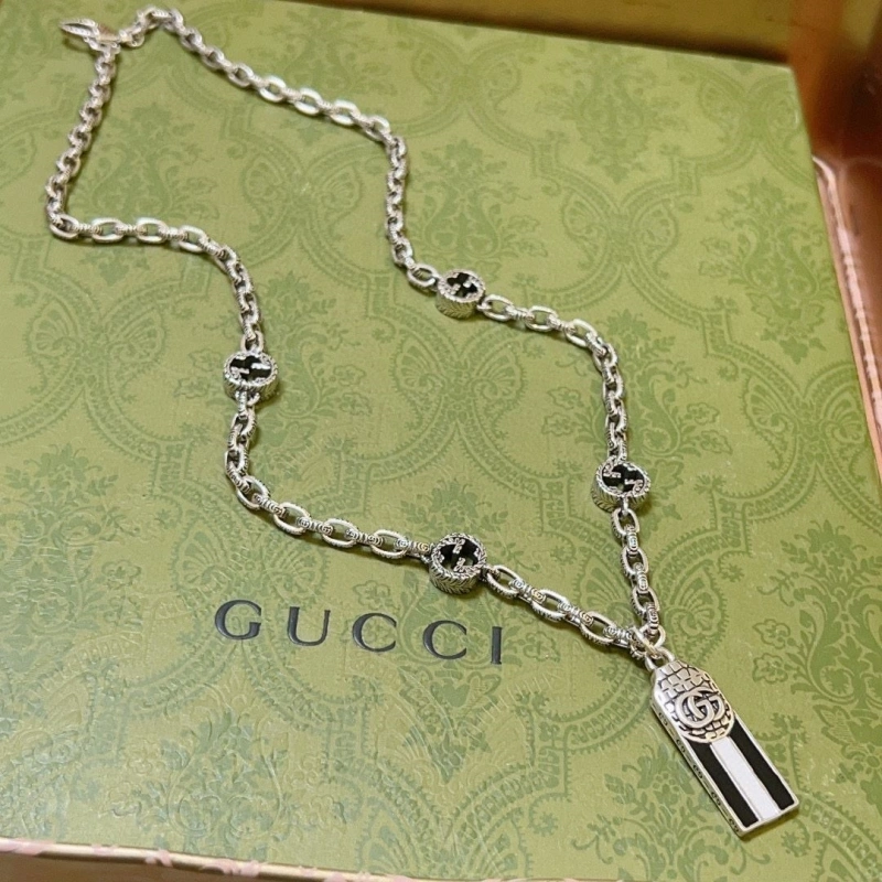 Vibrant Gxccx Necklaces 305309