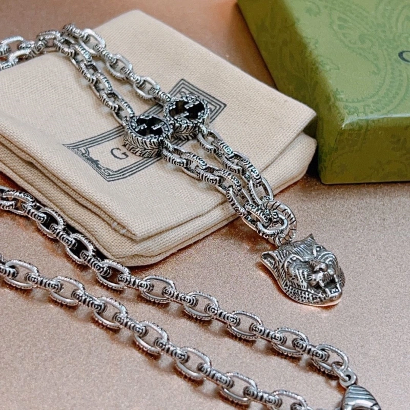 Lightweight Gxccx Necklaces 305299