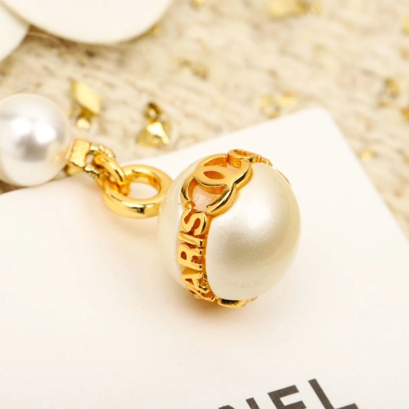 Comfortable Chxnxl Earrings 289179