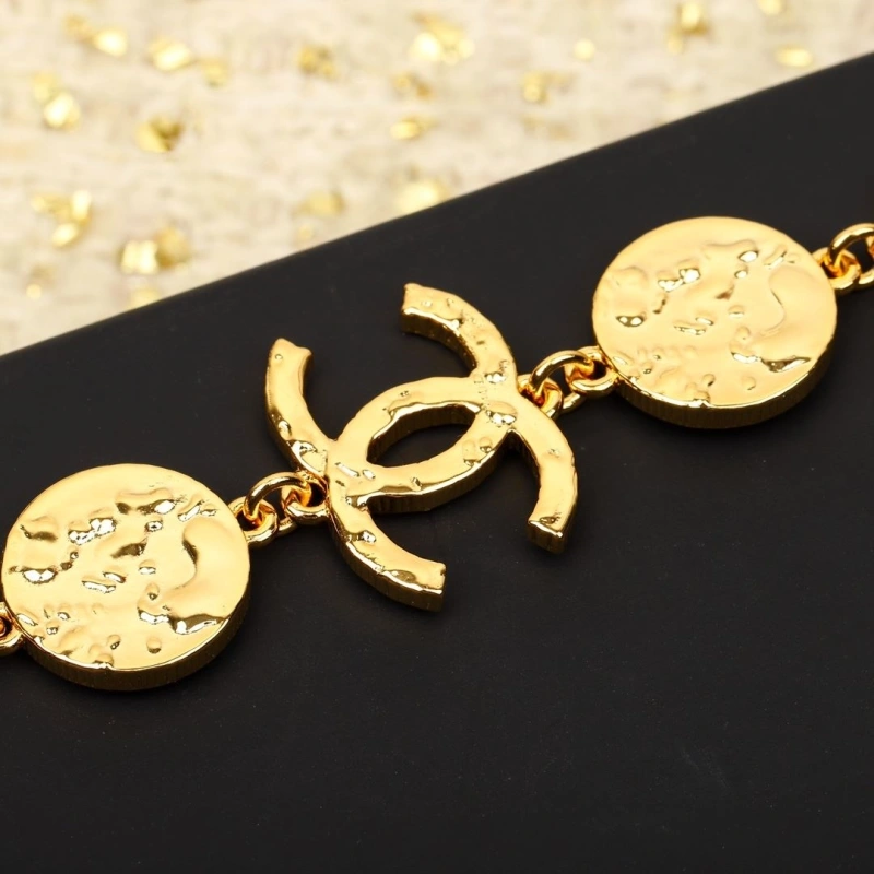 HighQuality Chxnxl Necklaces 288331