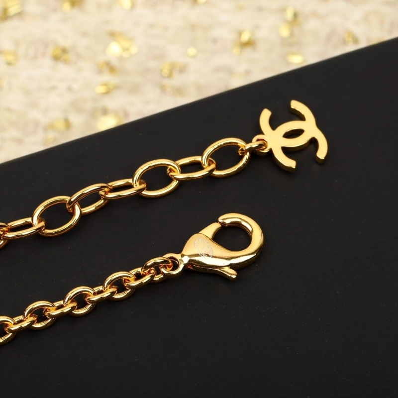 HighQuality Chxnxl Necklaces 288331