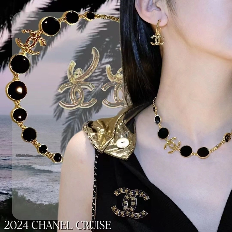 HighQuality Chxnxl Necklaces 288331