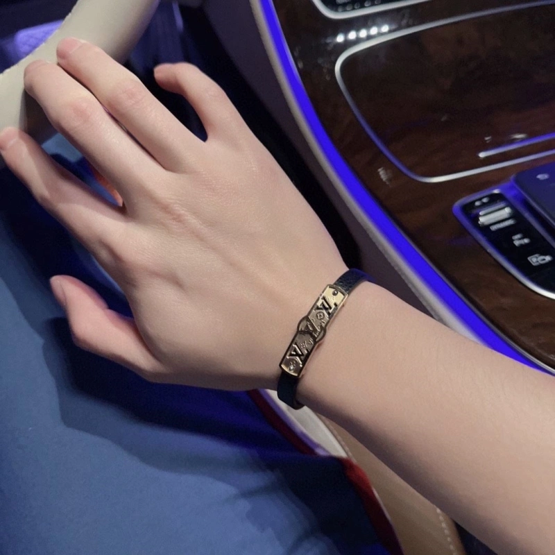 Affordable LX Bracelets 311237