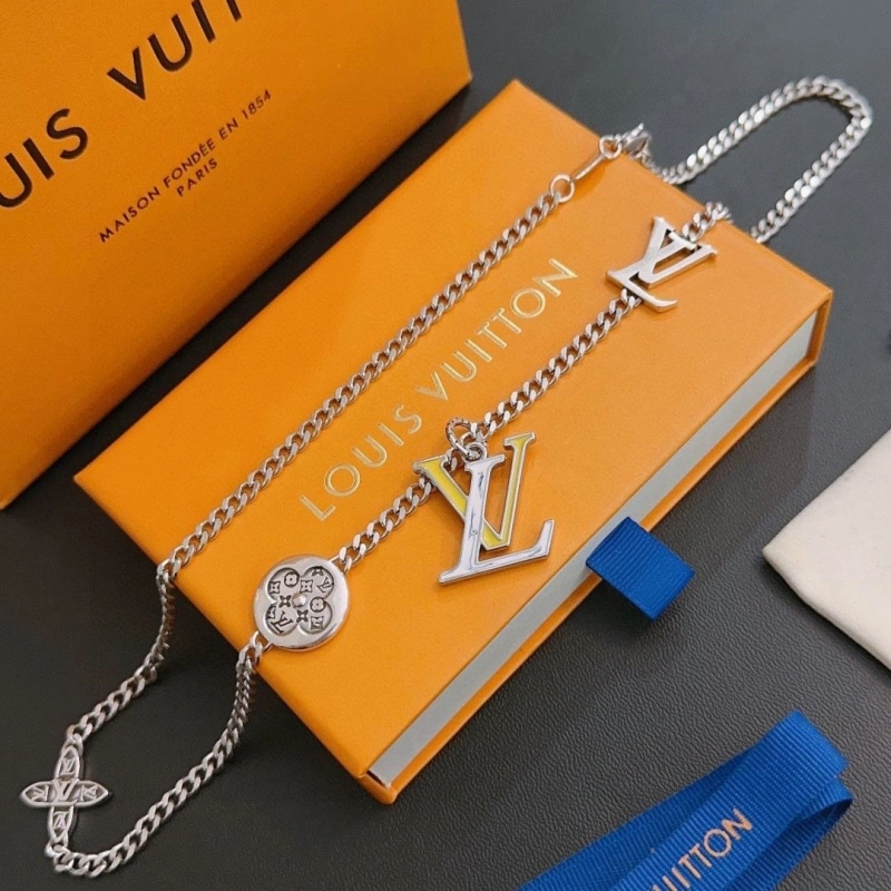 Minimalist LX Necklaces 310929