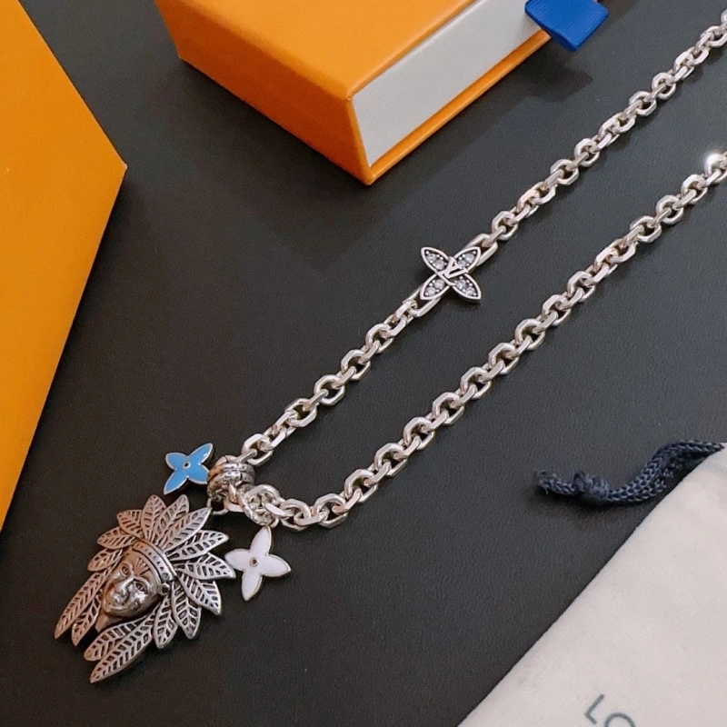 LX Necklaces Trendy 310924