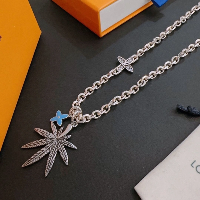 LX Necklaces AllSeason 310916