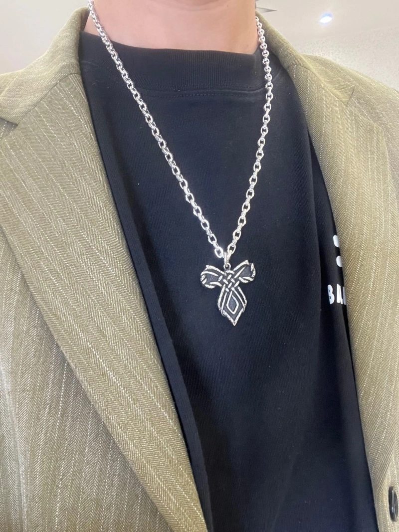 Gxccx Necklaces Trendy 305294