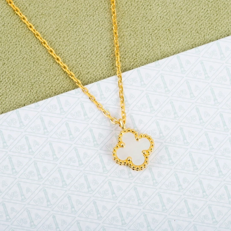 Comfortable Chxnxl Necklaces 288329