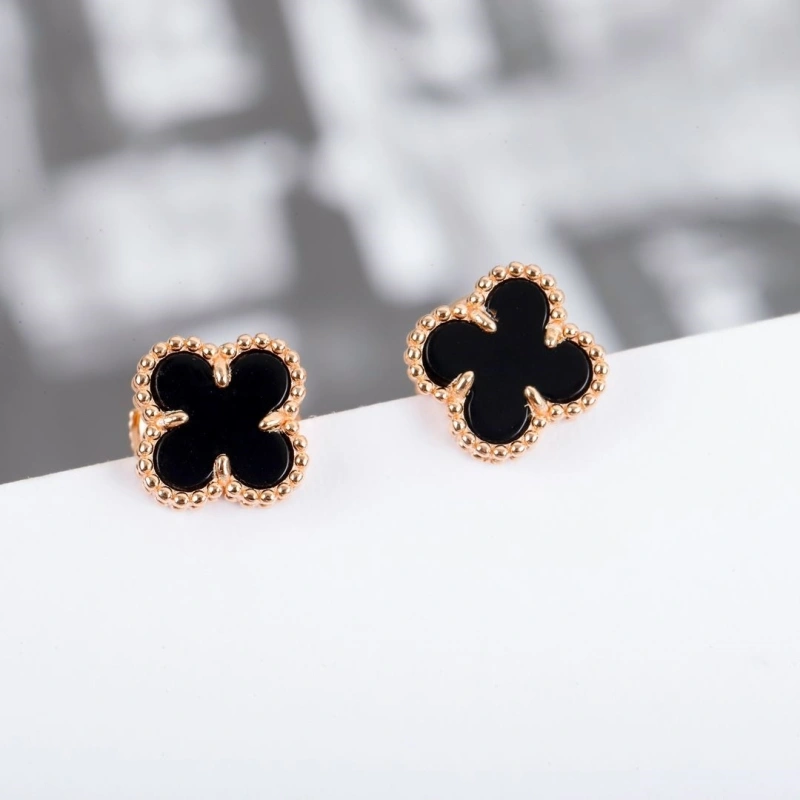 Chxnxl Earrings ModernLook 289165