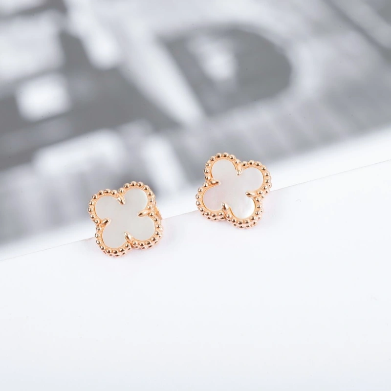 Chxnxl Earrings ModernLook 289165