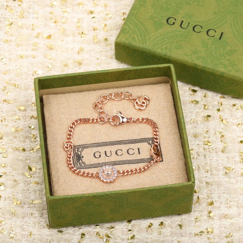 Cozy Gxccx Necklaces 305287