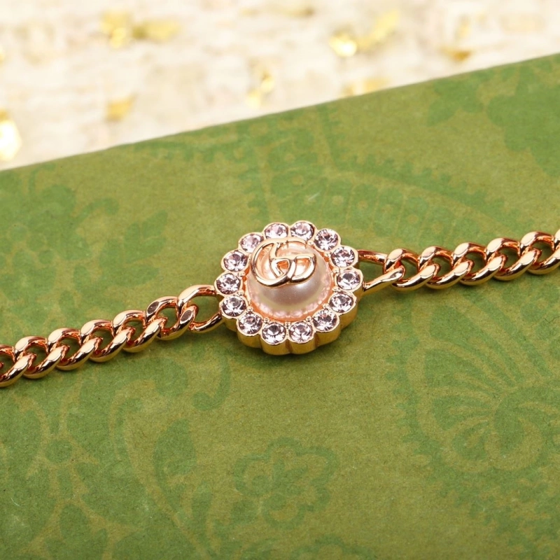 Cozy Gxccx Necklaces 305287