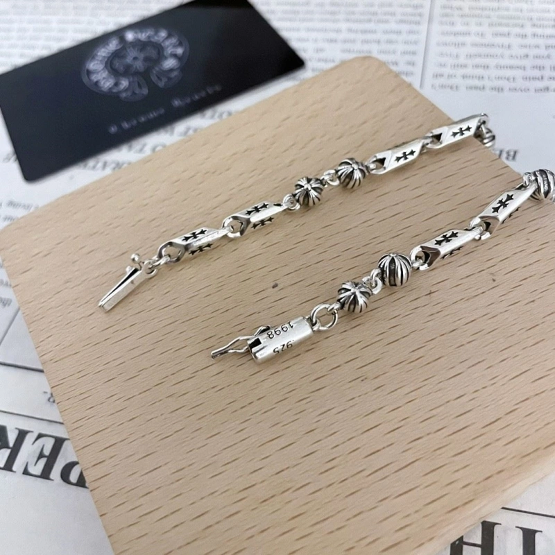 Sleek Chrxmx Hxxrts Necklaces 299888