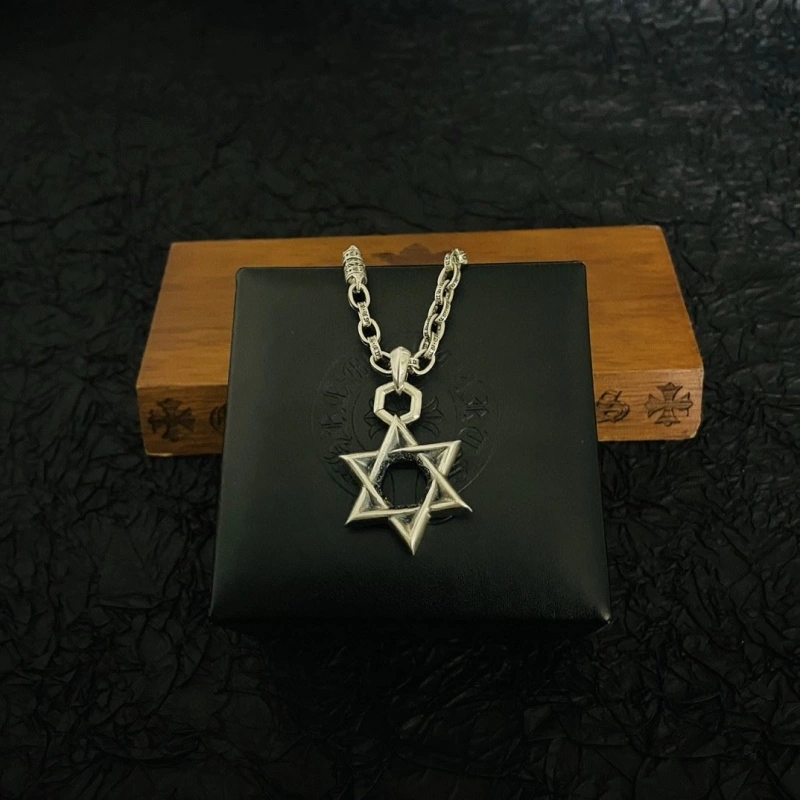 Chrxmx Hxxrts Necklaces GoodFit 299886