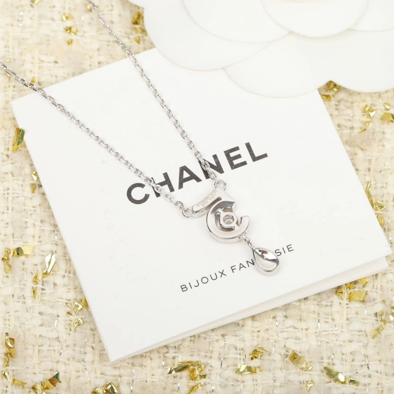 Timeless Chxnxl Necklaces 288310