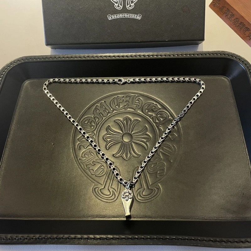 Chrxmx Hxxrts Necklaces Functional 299871
