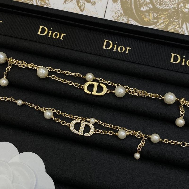 Flexible Christian Dxxr Necklaces 294746