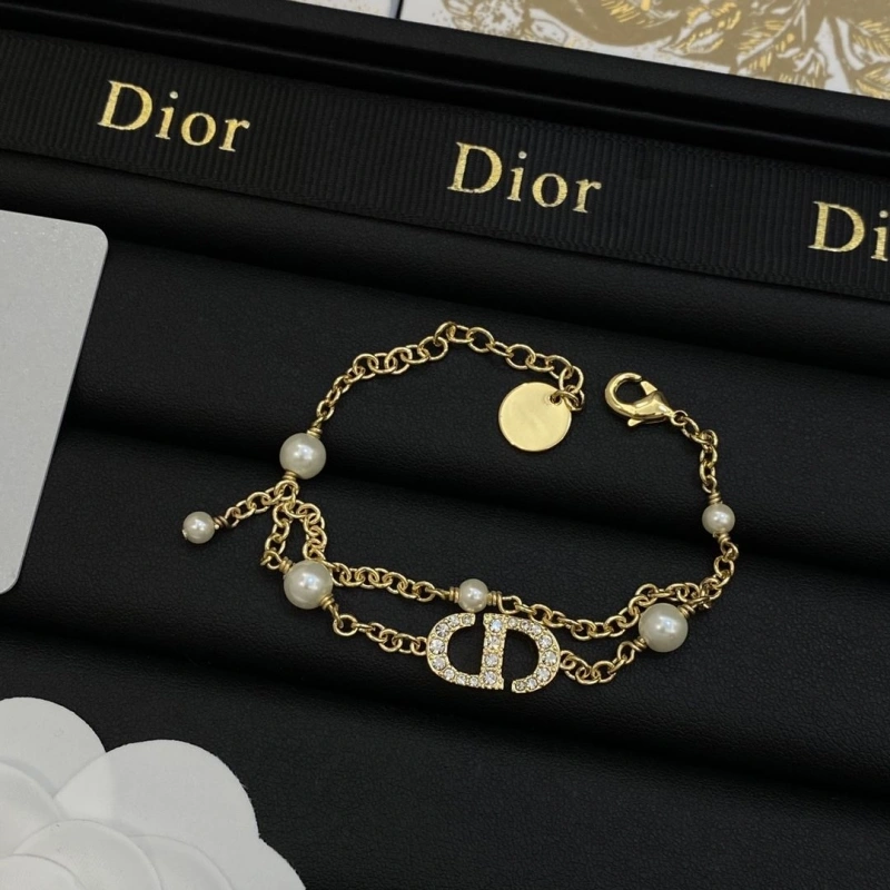 Flexible Christian Dxxr Necklaces 294746