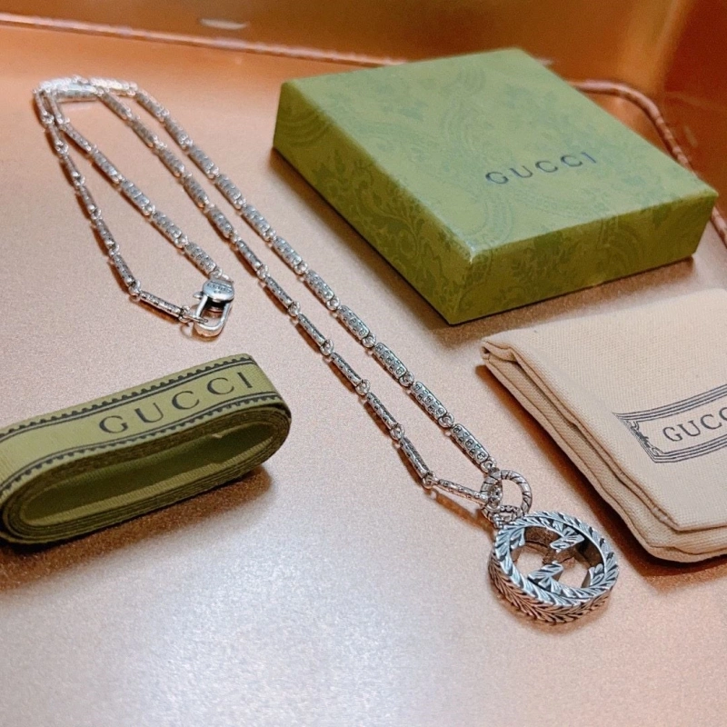 Stylish Gxccx Necklaces 305290