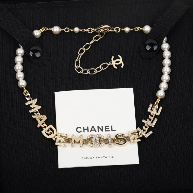 Bright Chxnxl Necklaces 288320