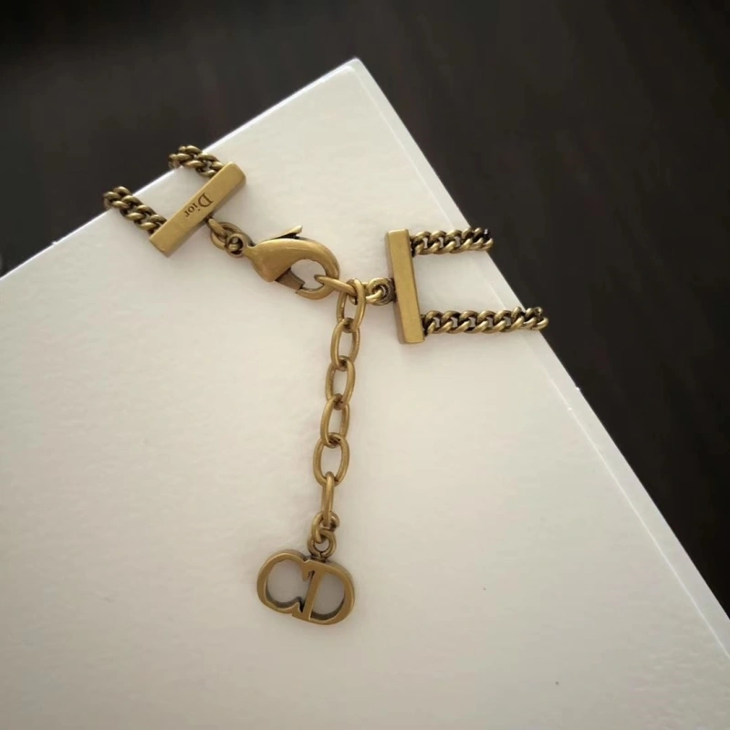 Christian Dxxr Necklaces Elegant 294747