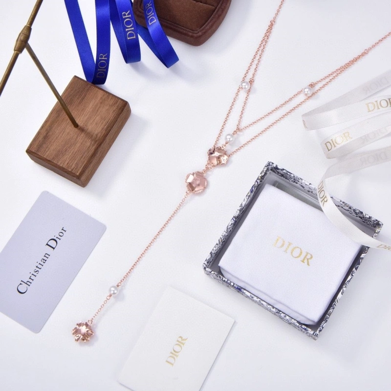 Flexible Christian Dxxr Earrings 294970