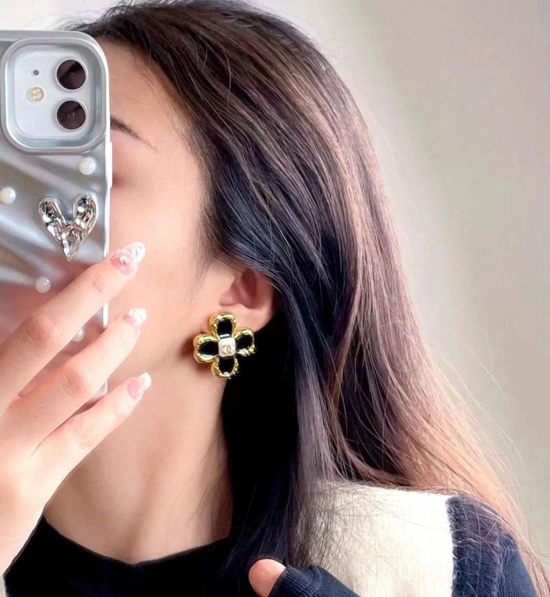 HighQuality Chxnxl Earrings 289122