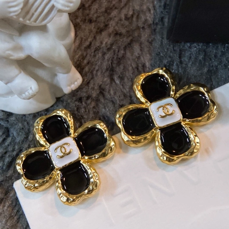 HighQuality Chxnxl Earrings 289122