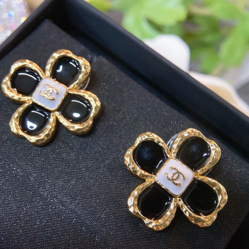 HighQuality Chxnxl Earrings 289122