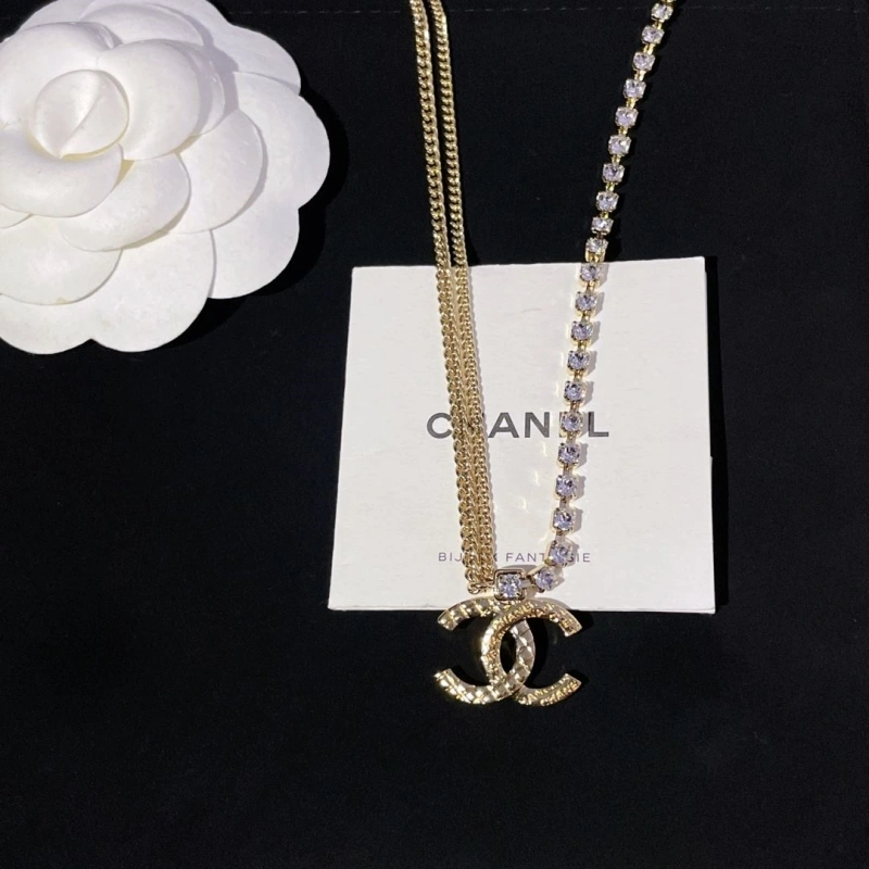 Elegant Chxnxl Necklaces 288319