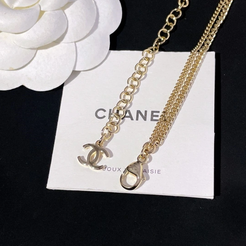 Elegant Chxnxl Necklaces 288319