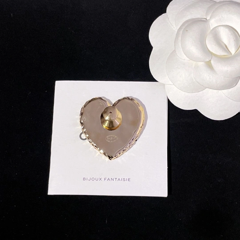 Chxnxl Brooches Refined 289343