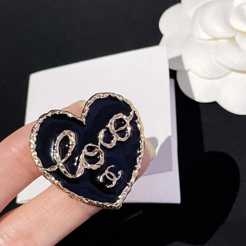 Chxnxl Brooches Refined 289343