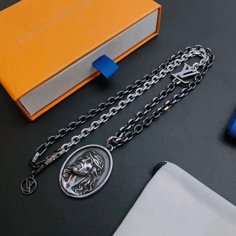 Resilient LX Necklaces 310909