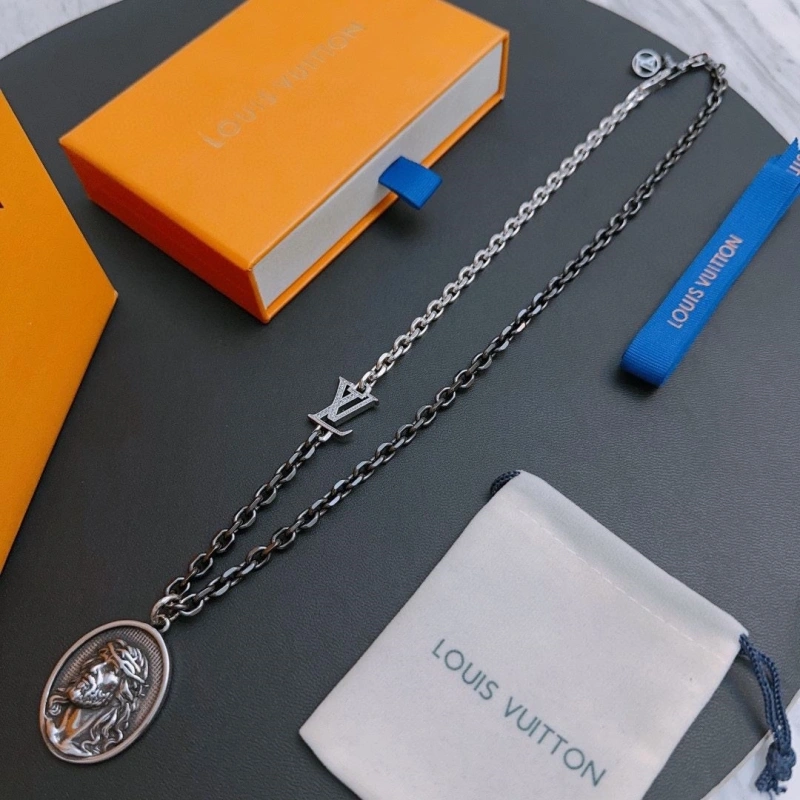 Resilient LX Necklaces 310909