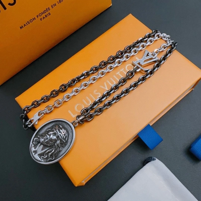 Resilient LX Necklaces 310909