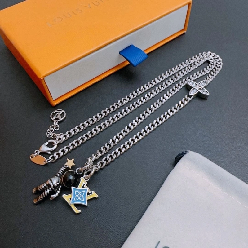 DailyWear LX Necklaces 310915