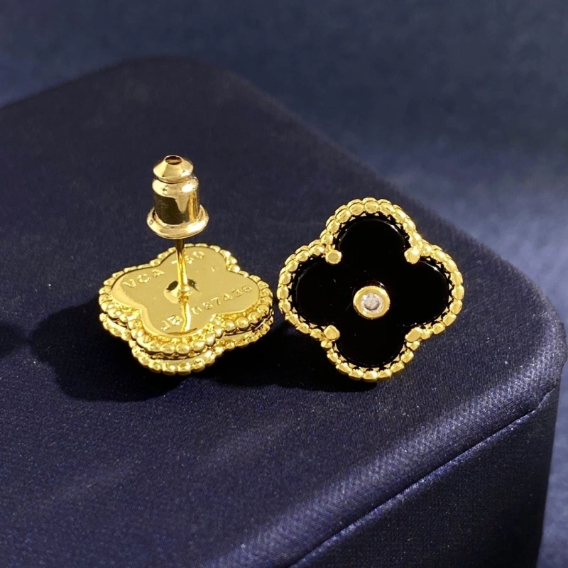 Stylish Vcx Earrings 316040