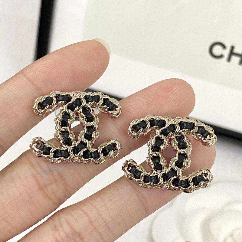 Stylish Chxnxl Earrings 289123