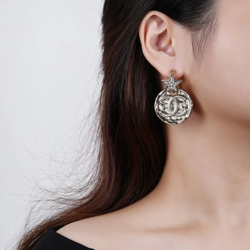 WellDesigned Chxnxl Earrings 289120