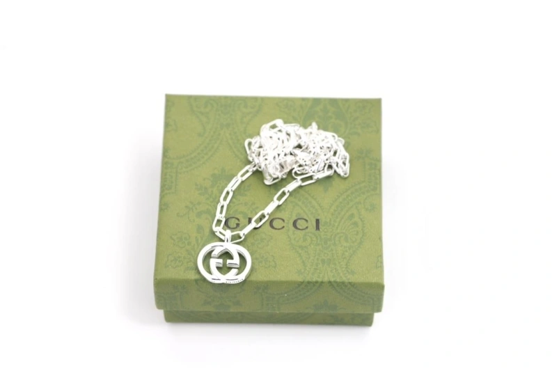 Vibrant Gxccx Necklaces 305264