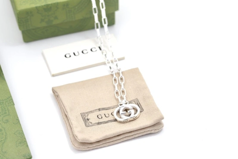 Vibrant Gxccx Necklaces 305264