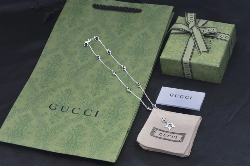 Cozy Gxccx Necklaces 305325