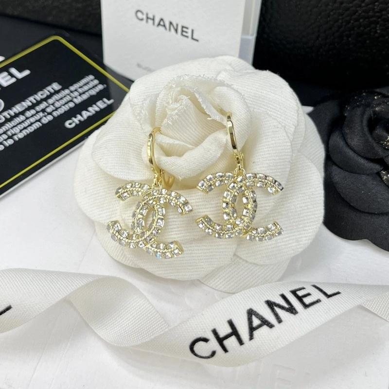 Trendsetting Chxnxl Earrings 289115