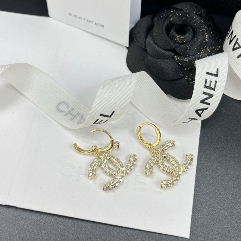 Trendsetting Chxnxl Earrings 289115