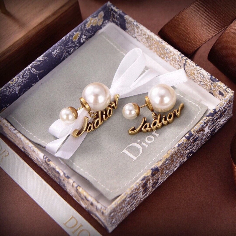 Christian Dxxr Earrings Efficient 294969