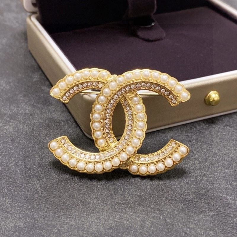 Chxnxl Brooches Cozy 289332