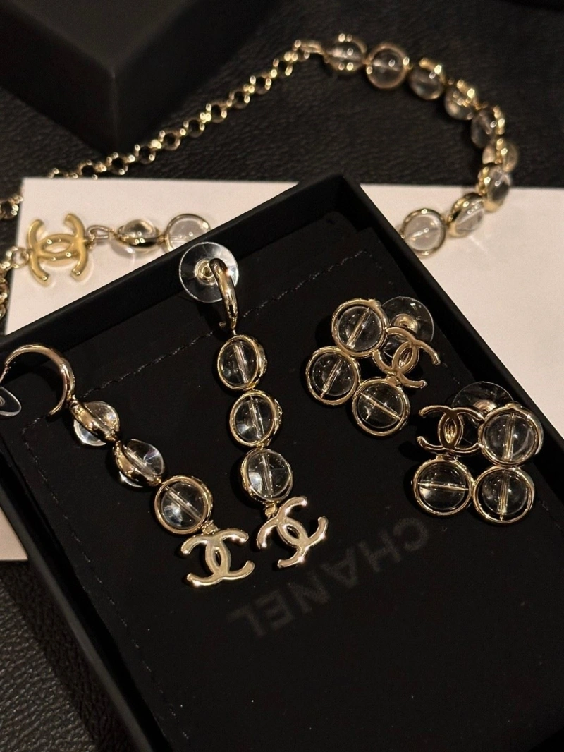 Comfortable Chxnxl Earrings 289095