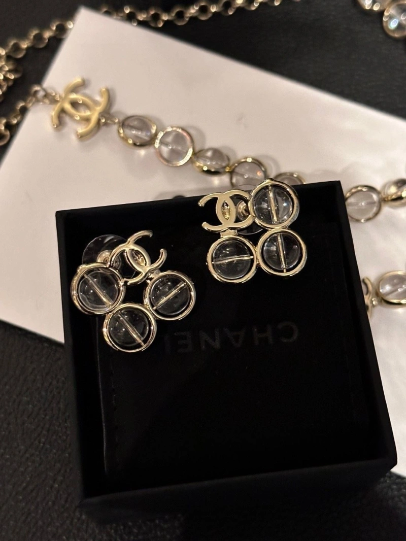 Comfortable Chxnxl Earrings 289095